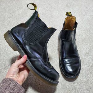 DOC DR. MARTENS 2976 Nappa Smooth Leather Chelsea Boots Pull-On Black W11 M10